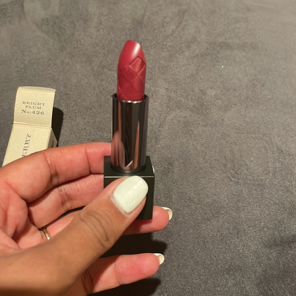Brand new never used Burberry lipstick in bright plum no. 426